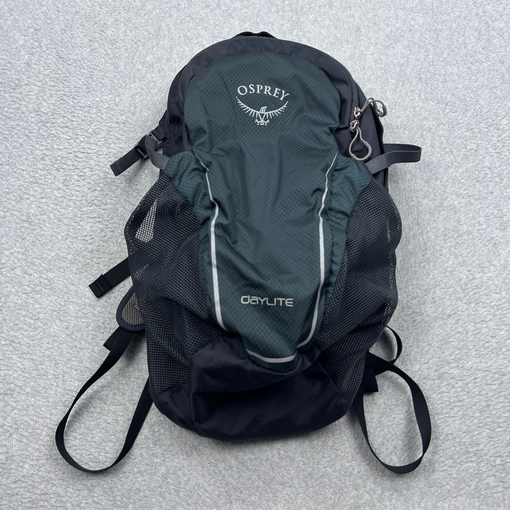 Osprey Daylite Backpack Gray Ripstop Hydration Compatible Lightweight Hiking Bag